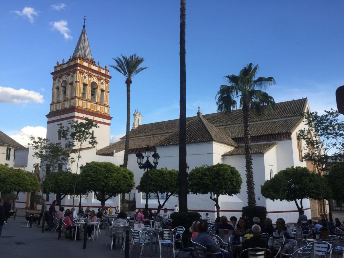 El Rico Rincon De Sanlúcar la Mayor Exteriör bild